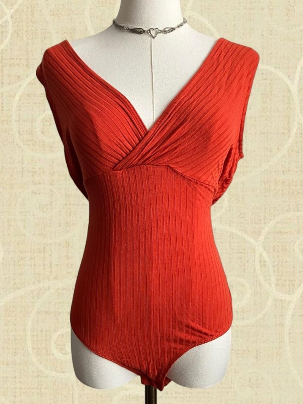 Ambiance Red Ribbed Wrap-Front Sleeveless Top – Size Large